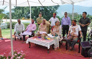 The Governor of Arunachal Pradesh Shri PB Acharya and State�s First Lady Smt Kavita Acharya celebrate the festive occasion of Holi with Shri, Techi Kaso, MLA Capital Complex, Officers and Staffs of Raj Bhavan at Raj Bhavan on 13th March 2017. 